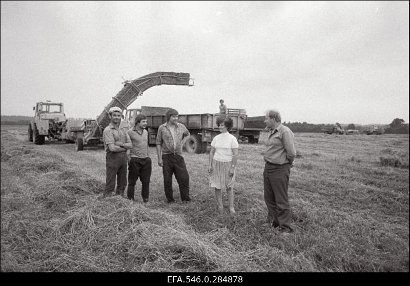 Sügistööd Kingissepa-nimelises kolhoosis