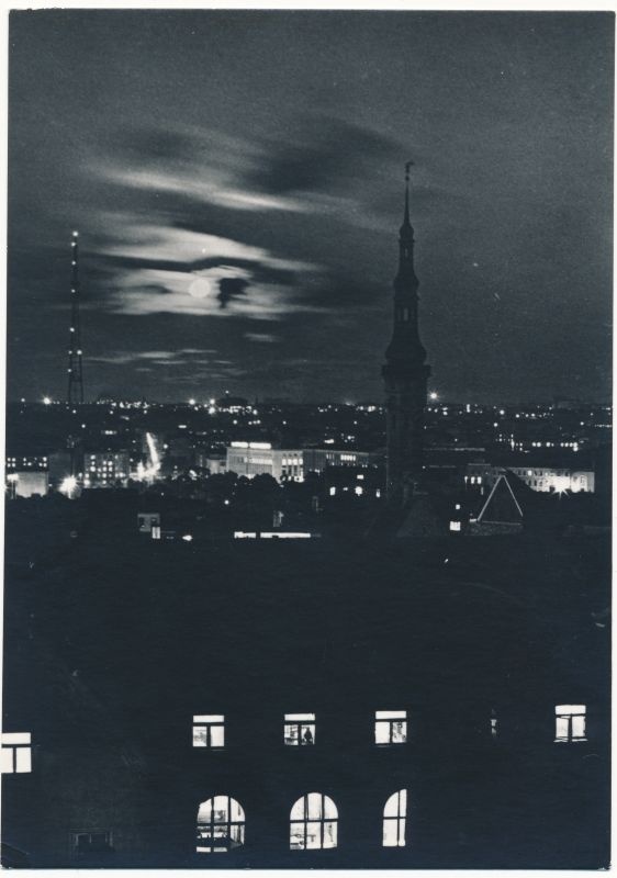 Fotopostkaart. Tallinna vaade. Vaade vanalinnale öösel. 1965. Foto: E. Raiküla