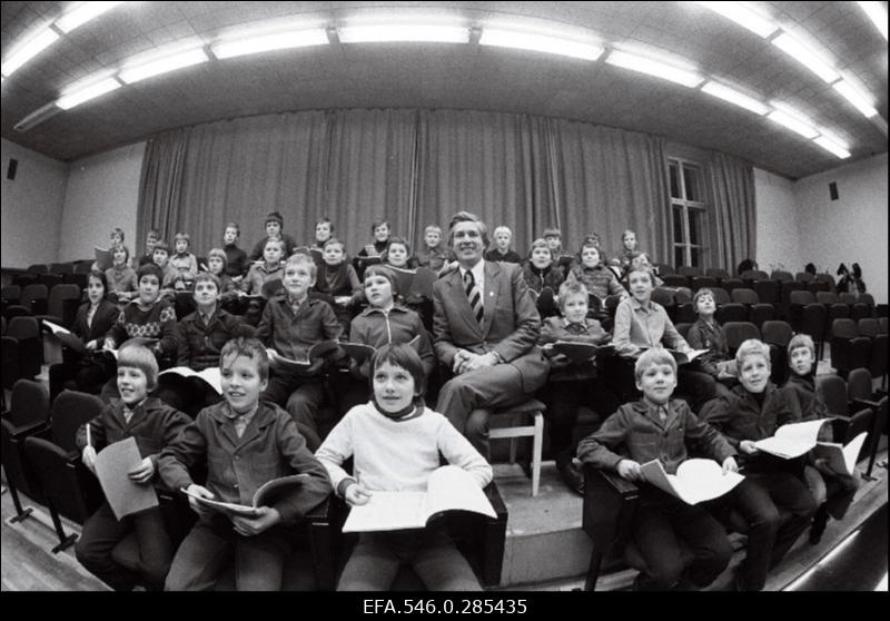 RAMi poistekoor. Dirigent Venno Laul