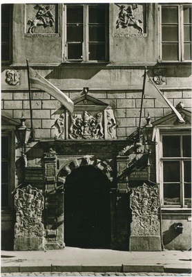 Postkaart. Tallinna vaade - Mustpeade hoone fragment, 1963, Foto: E. Saar  duplicate photo