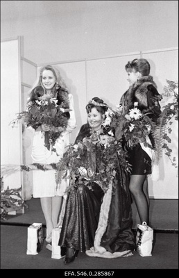 Miss Estonia'92. Ruth Merila.  similar photo