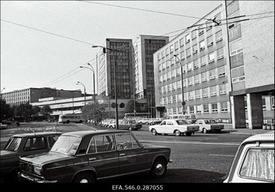 Viru väljakul  similar photo