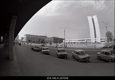 Viru väljakul  similar photo