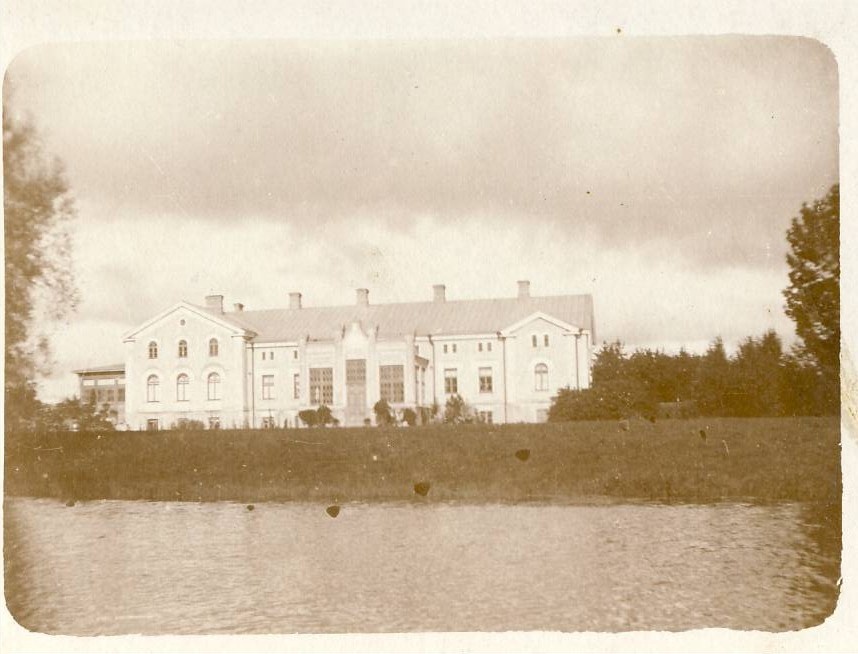 Arkna mõisahoone