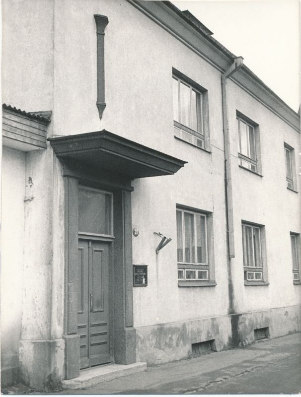 Foto. Põllumajandusvalitsuse (ATK) maja Lauristini 9 (Ehte 9).
Foto: E. Pallo, 1981.a.