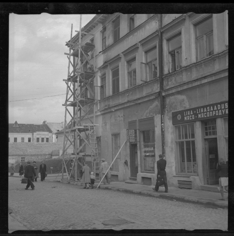 Lihapood, Kingissepa ja 21. Juuni tn nurk, Tartu