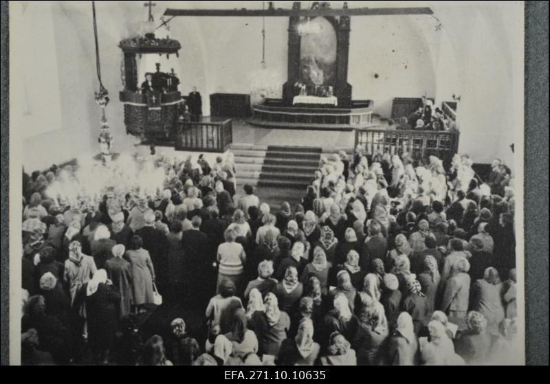 Oikumeeniline jumalateenistus Jõhvi Mihkli kirikus.