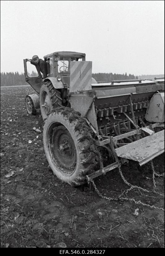 Linnamäe kolhoos, Martna, Karuse.