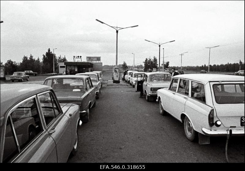 Bensiinijaam Rocca al Mares.