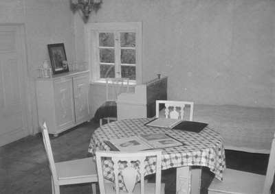 Aino Kallase suvemaja sisevaade  similar photo