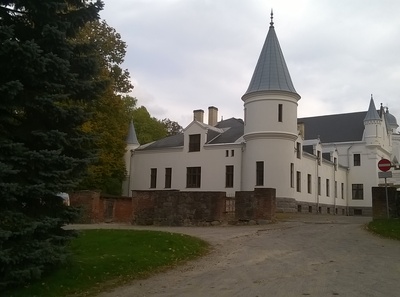 Outer view of the Alatskivi Castle rephoto
