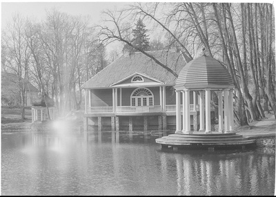 Palmse mõis  similar photo