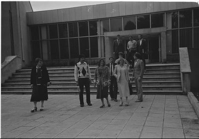 Ungari Kommunistliku Noorsooühingu Szolnoki Komitaadikomitee delegatsioon  similar photo