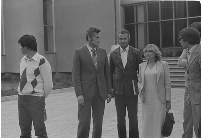 Ungari Kommunistliku Noorsooühingu Szolnoki Komitaadikomitee delegatsioon  similar photo