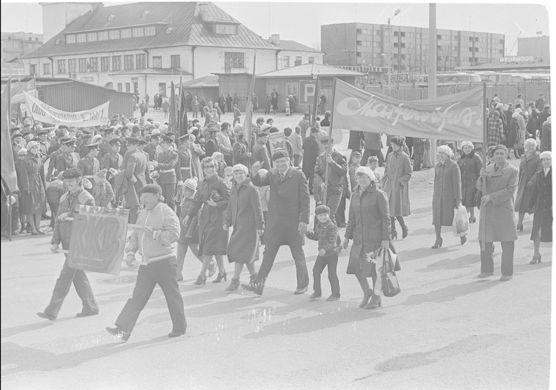 Rakvere. 1. mai demonstratsioon Turu platsil