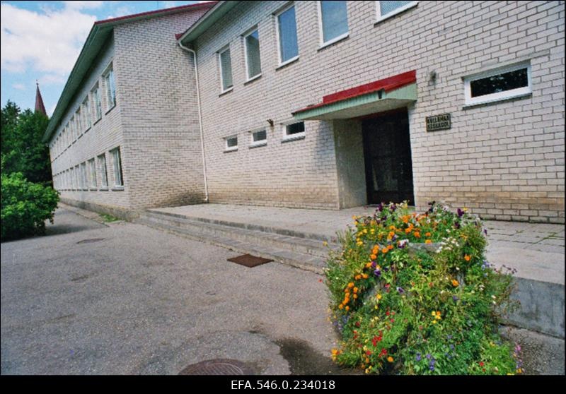 Kullamaa Keskkool.