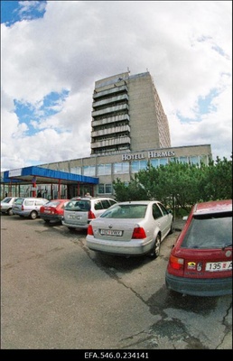Mustamäe linnaosa vaated. Hotell Hermes.  similar photo