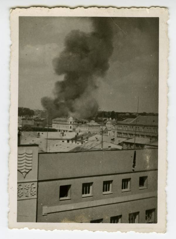 Sõjaaegne tulekahju Ülejõel. Tartu, 1941-1944.