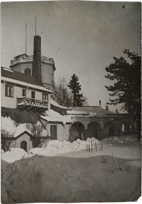Akseli Gallen-Kallelas atelier Tarvaspää in winter  duplicate photo