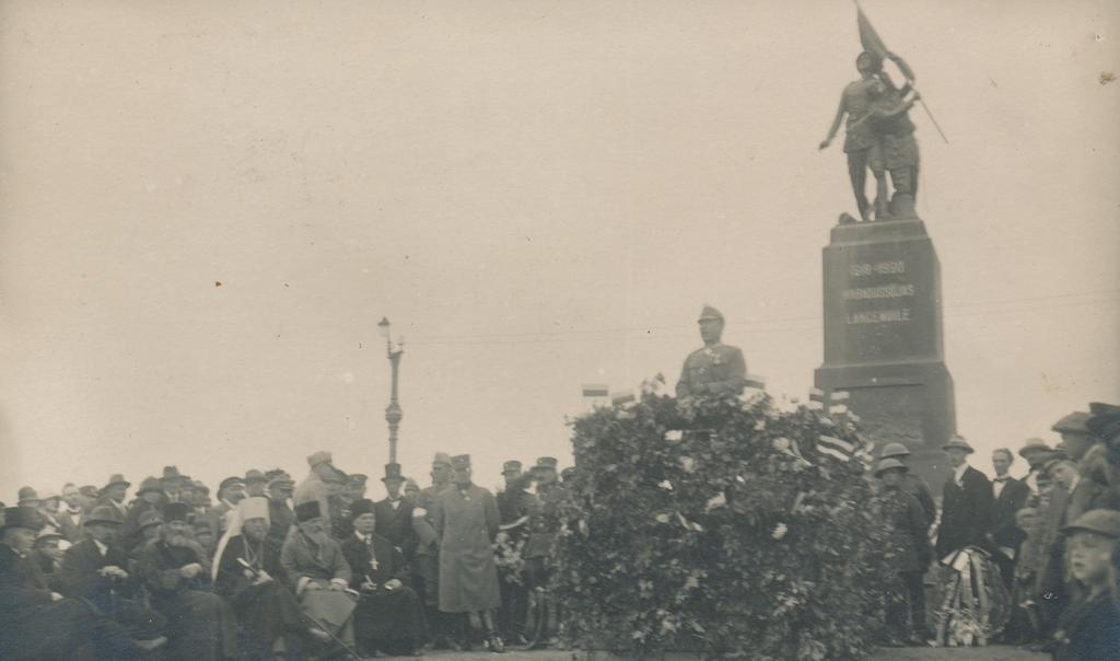 Vabadussõja monumendi avamine Rakveres