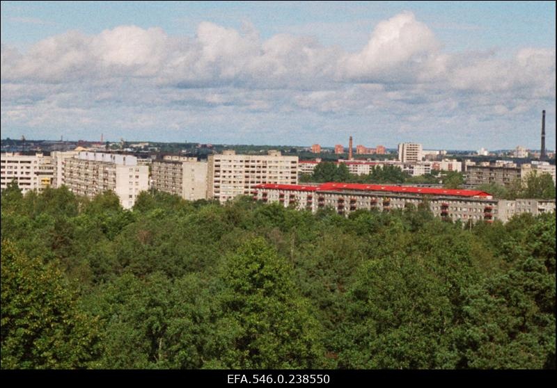 Vaade Lasnamäe linnaosale teletornist.