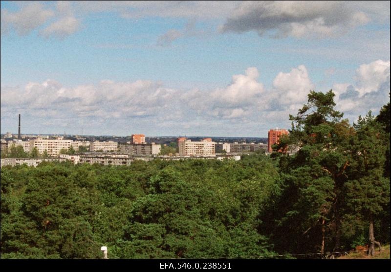 Vaade Lasnamäe linnaosale teletornist.