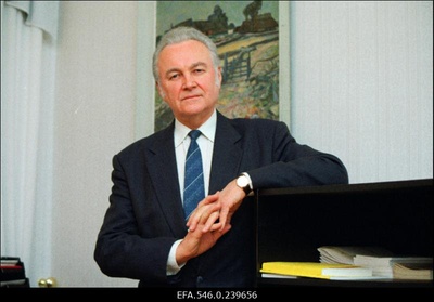 Eesti Maarahva Erakonna esimees Arnold Rüütel.  similar photo