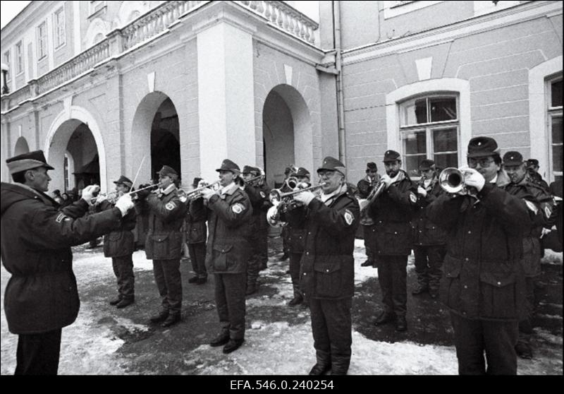 Piirivalve lipu pühitsemine Toompeal.