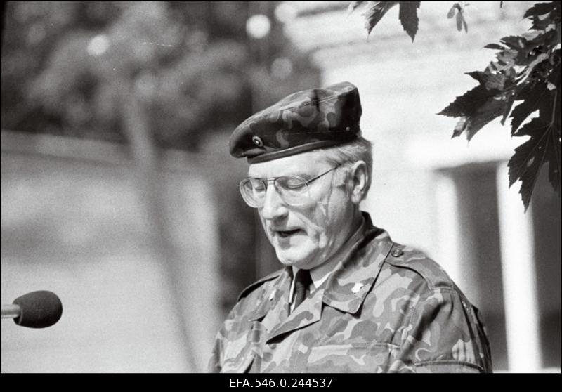Eesti kaitseväe juhataja Aleksander Einseln kindral Laidoneri muuseumis.
