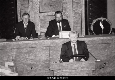 Riigikogu istung. Umbusalduse avaldamine peaminister Mart Laarile.  similar photo