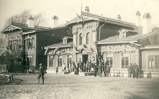 Rakvere raudteejaama hoone