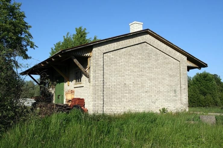 Lihula raudteejaama kaubamaja Lääne maakond Lihula vald Raudtee tn 6, Lihula