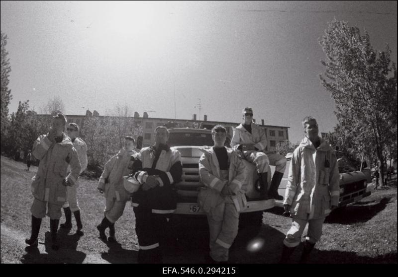 Tuletõrjekomando Rootsi peaministri Carl Bildti ja Eesti peaministri Mart Laari visiidi ajal Paldiskisse enne võõrvägede lõplikku lahkumist Eestist.