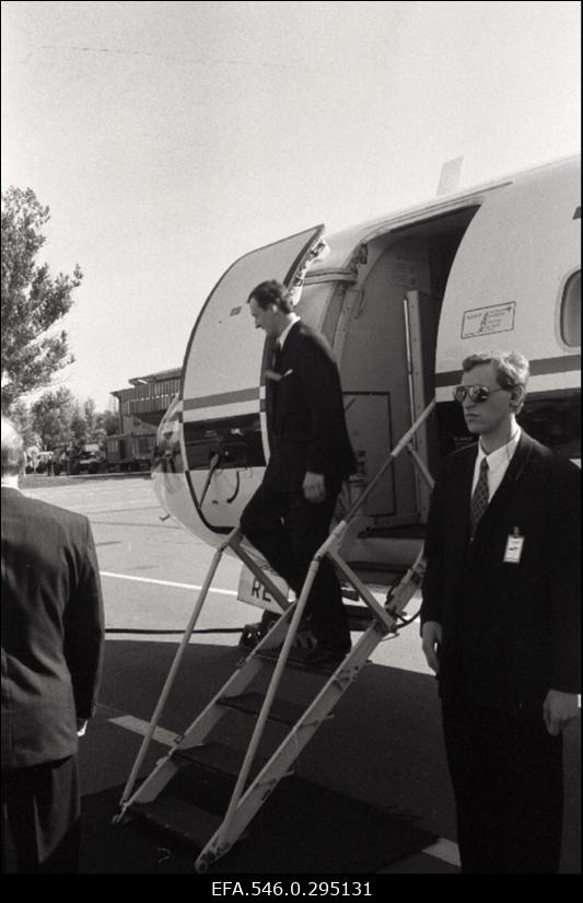 Soome president Martti Ahtisaari riigivisiidil Eestisse.