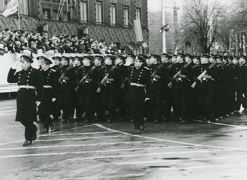 1973. a oktoobriparaad Tallinnas (October Revolution parade in Tallinn 1973)