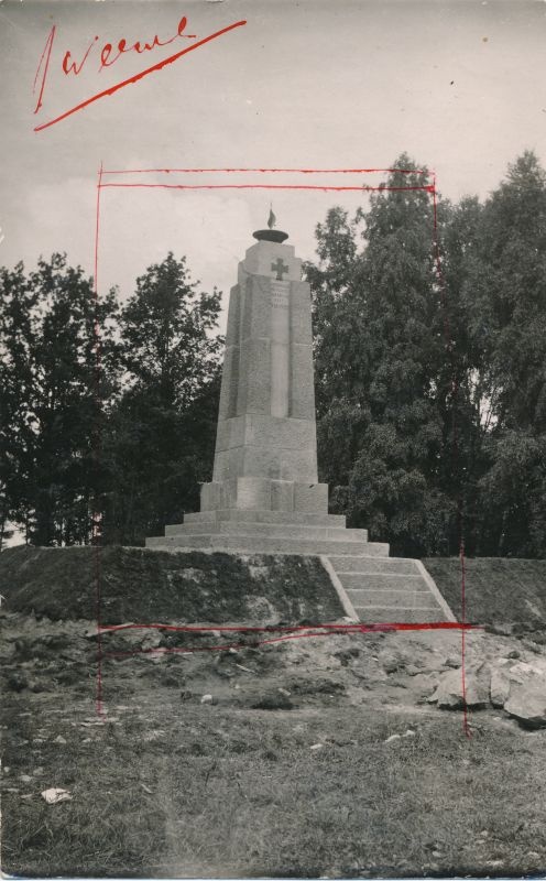 Fotopostkaart. Lihula vabadussammas. 1935.