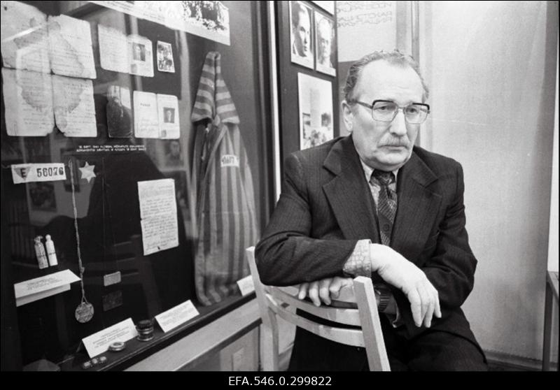 Eesti NSV Riikliku Ajaloomuuseumi direktor Peet Sillaots.