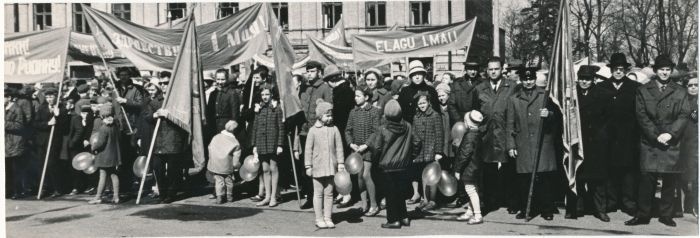 Foto. Maiparaad Haapsalus 1971.a.