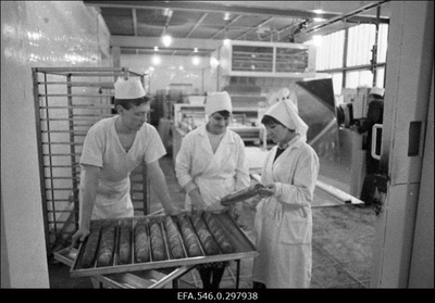 Leivavabrik Leibur  similar photo