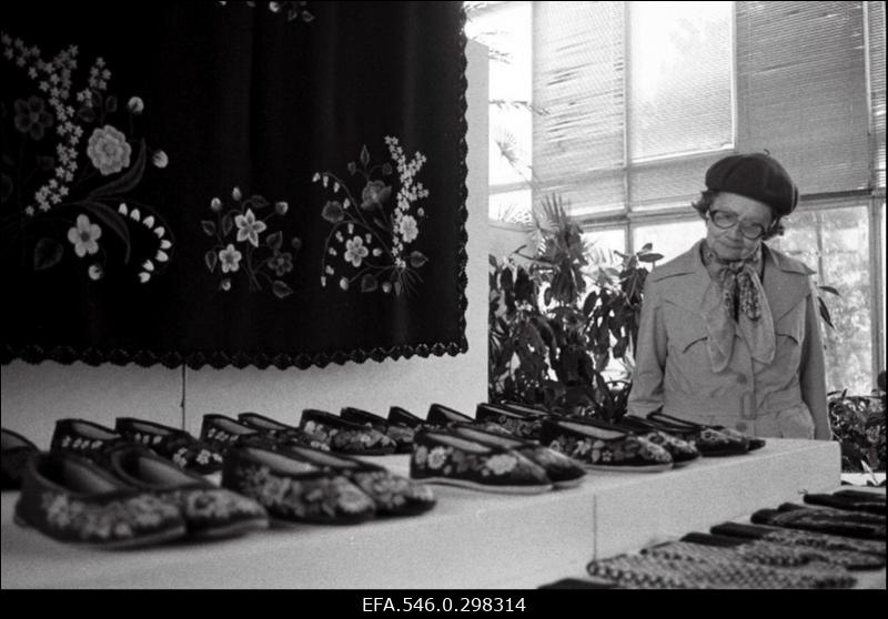 Rahvaloomingu näitus