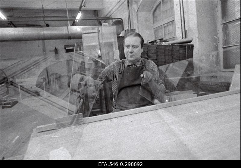 Vineeri- ja mööblikombinaat