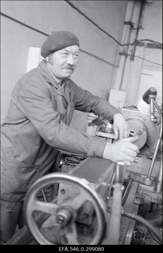 Tarbeklaas.