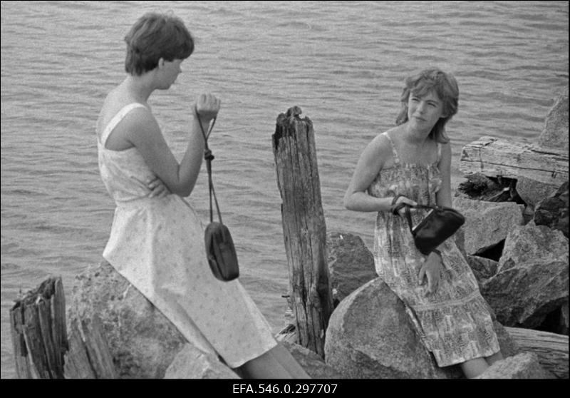 Põltsamaa mäng, pressipäevad Saaremaal.