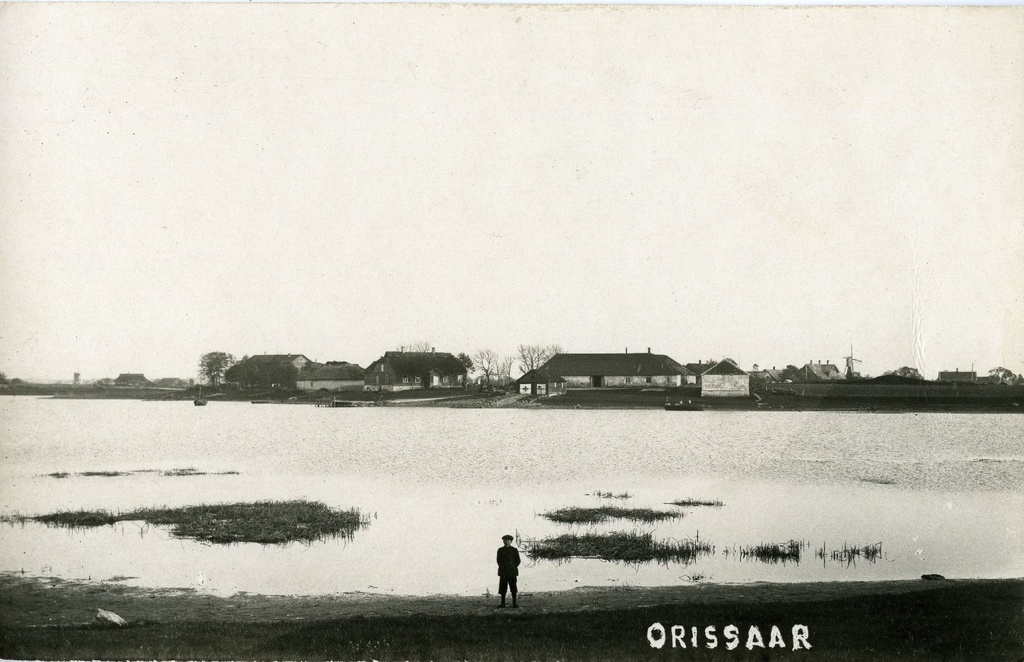 Illiku laid, taamal Orissaare Orissaare postijaam, päästejaam ja kõrts