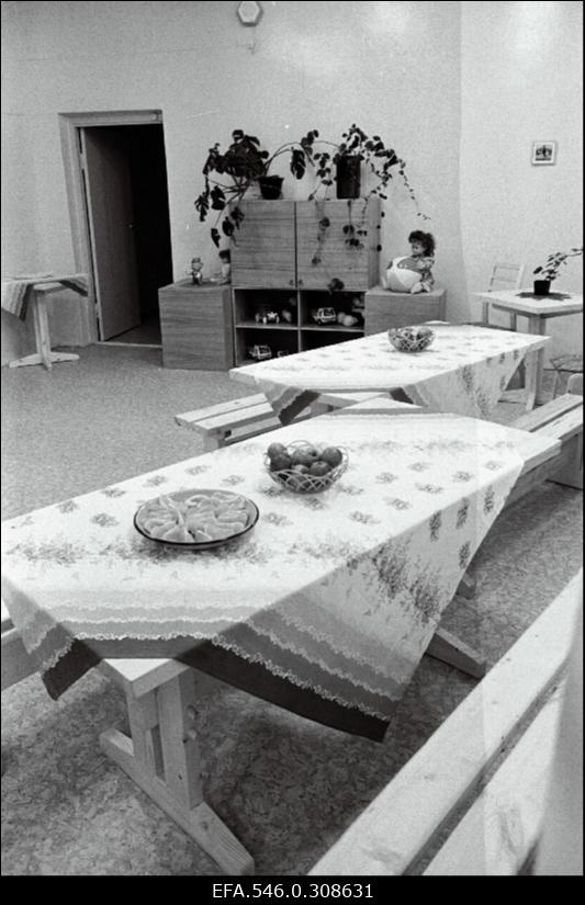 Lastekodu Pae tänaval.