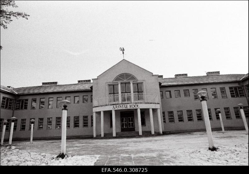 Ääsmäe kool.