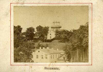 Vaade Tähe (nüüd Struve) ja Tiigi t nurgalt, taga tähetorn.  Tartu, 1890-1900.