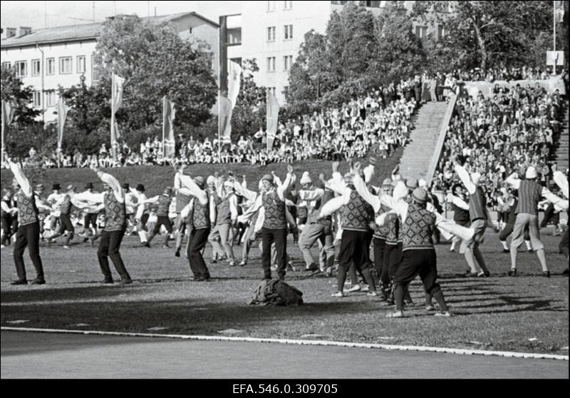 Laulu ja tantsupidu.