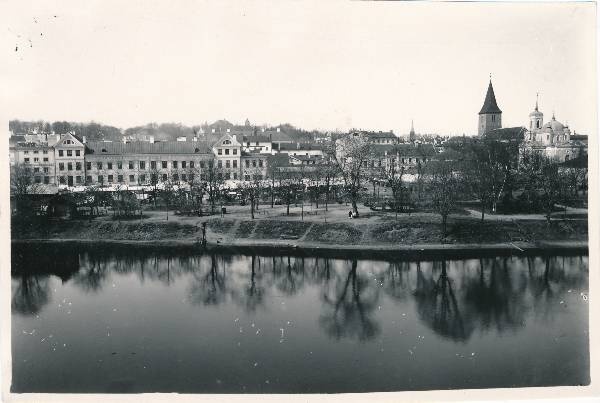 Tartu linnavaade. Emajõgi. 20. sajandi algus.