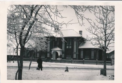 Tartu linnavaade. Eesti Üliõpilaste Seltsi maja J.Tõnissoni (Viljandi) tn 1.  duplicate photo
